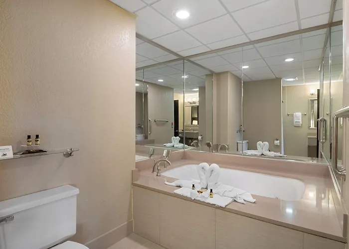 Hotel & 2*